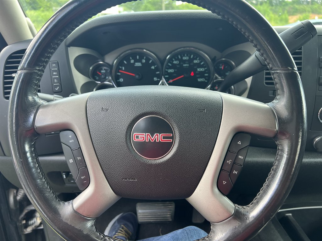 2016 GMC Sierra 1500 - $23,995