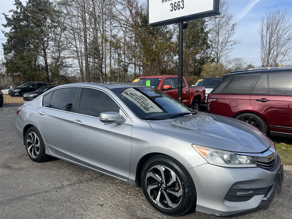 2017 Honda Accord - $14,995