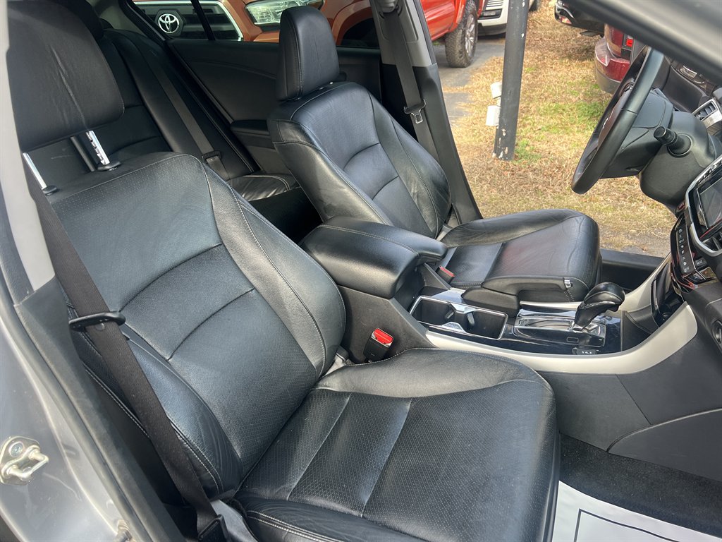 2017 Honda Accord - $14,995