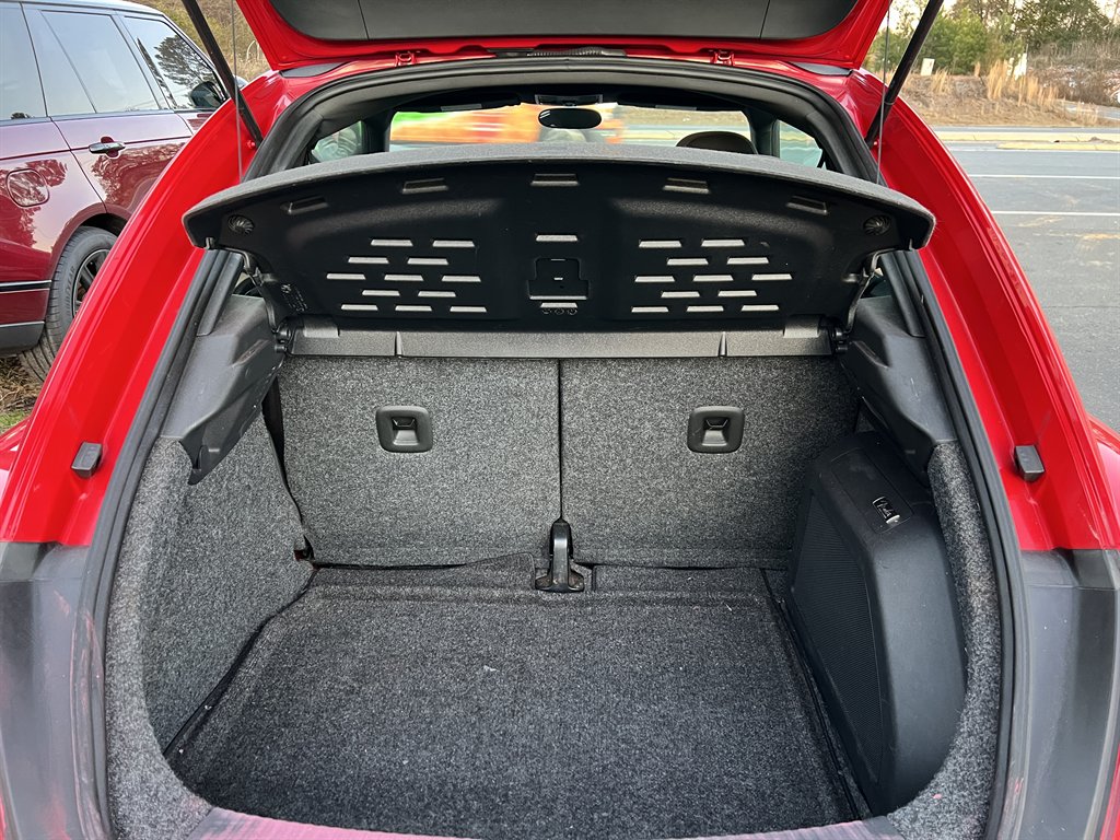 2012 Volkswagen Beetle - $10,995