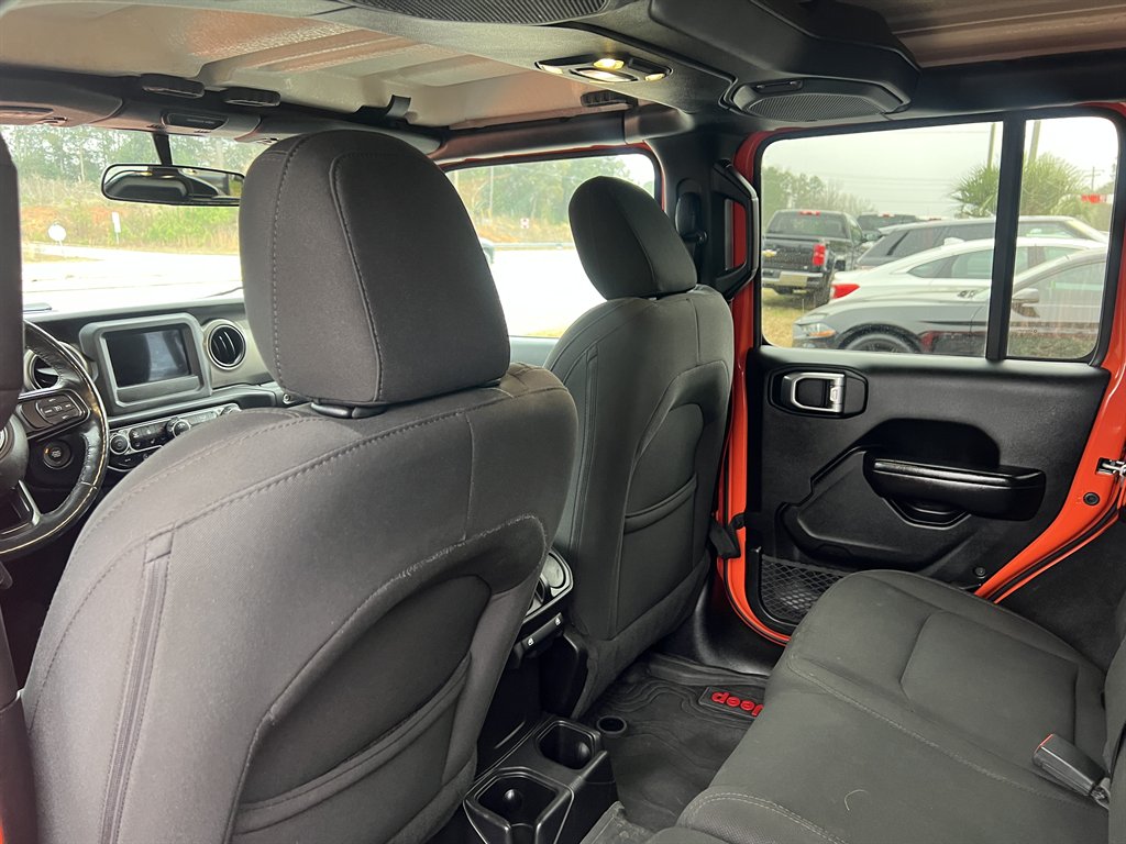 2019 Jeep Wrangler - $22,995