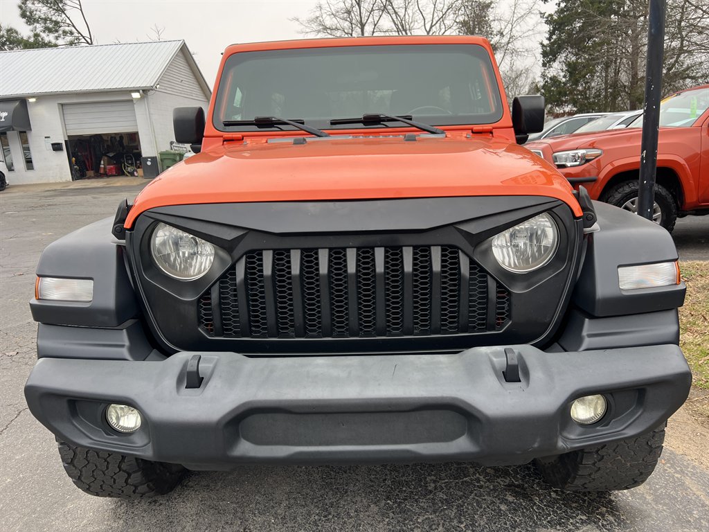 2019 Jeep Wrangler - $22,995