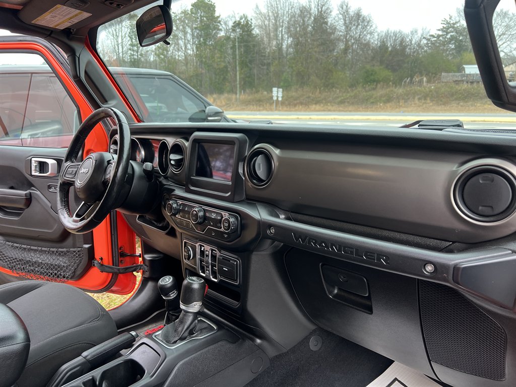 2019 Jeep Wrangler - $22,995