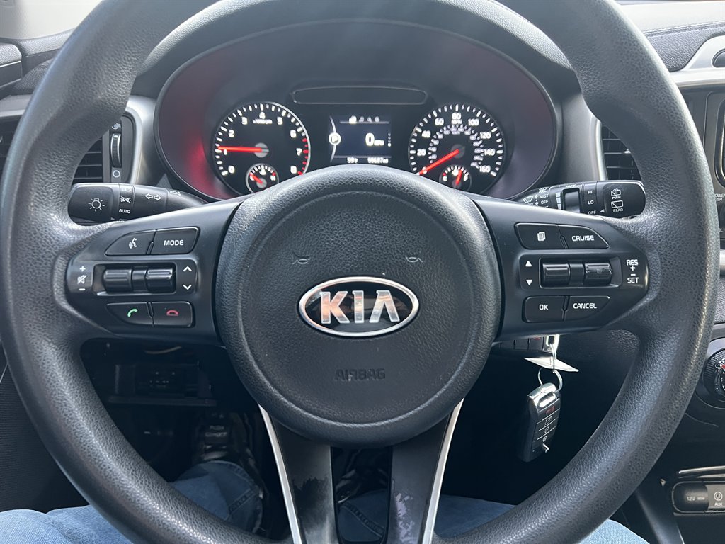 2018 Kia Sorento - $11,995