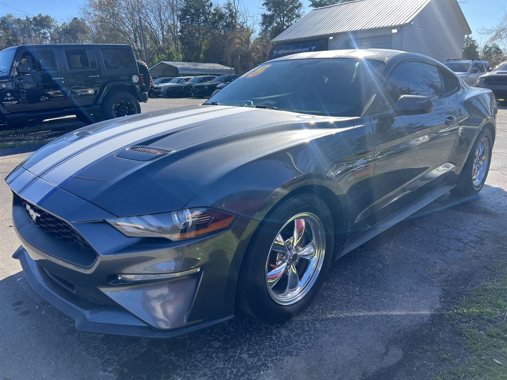 2018 Ford Mustang - $13,995