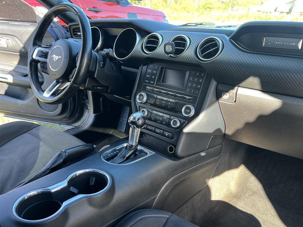 2018 Ford Mustang - $13,995