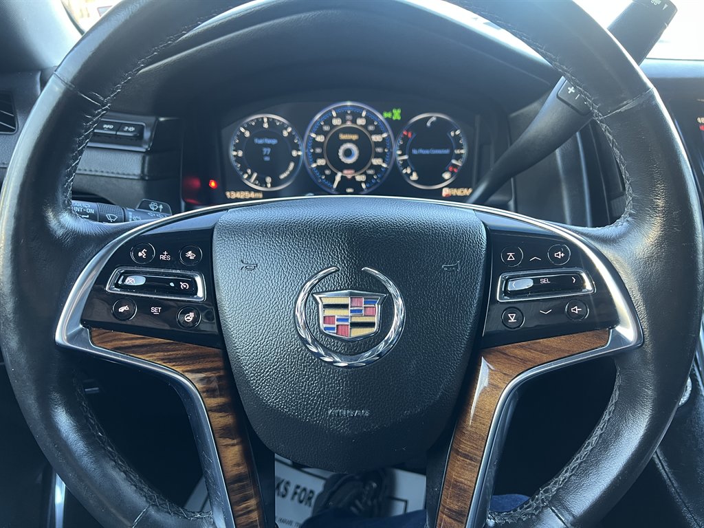 2015 Cadillac Escalade - $20,995