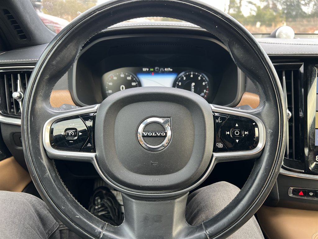 2018 Volvo S90 - $18,995