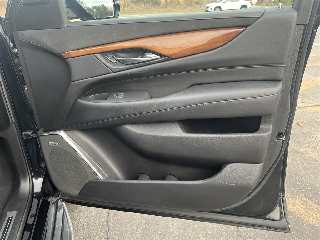 2017 Cadillac Escalade - $24,995
