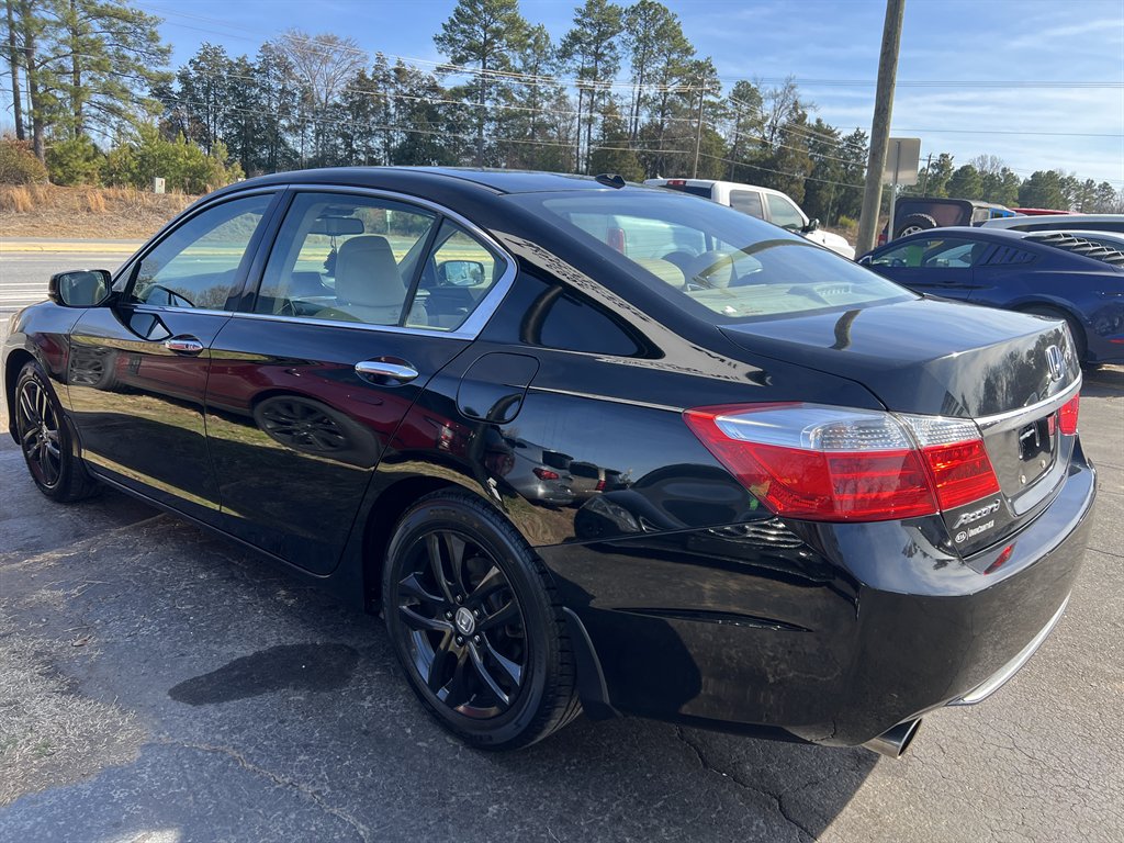 2015 Honda Accord - $14,200