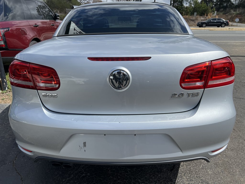 2012 Volkswagen Eos - $7,995