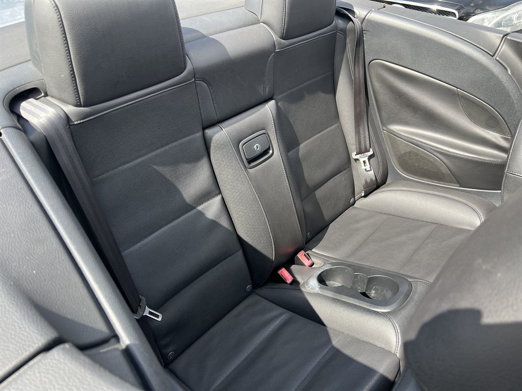 2012 Volkswagen Eos - $7,995