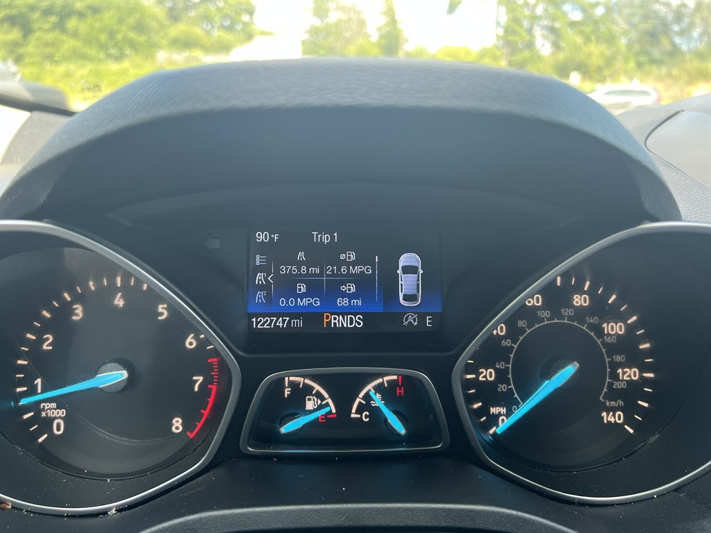 2017 Ford Escape - $10,995