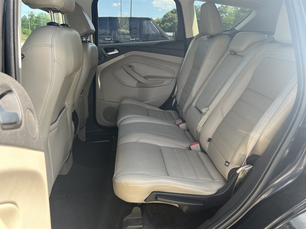 2017 Ford Escape - $10,995