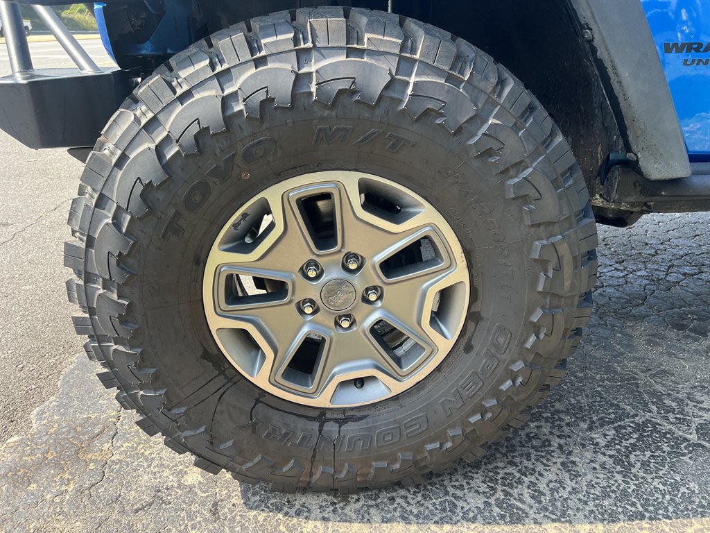2016 Jeep Wrangler - $20,995