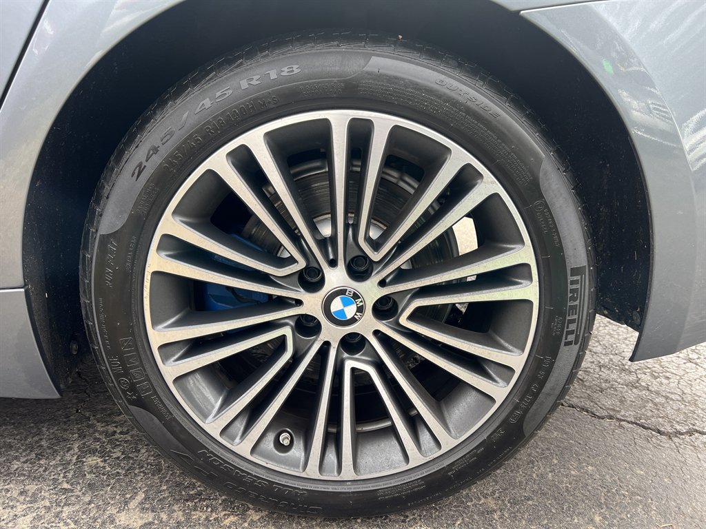 2019 BMW 5 Series - $21,995