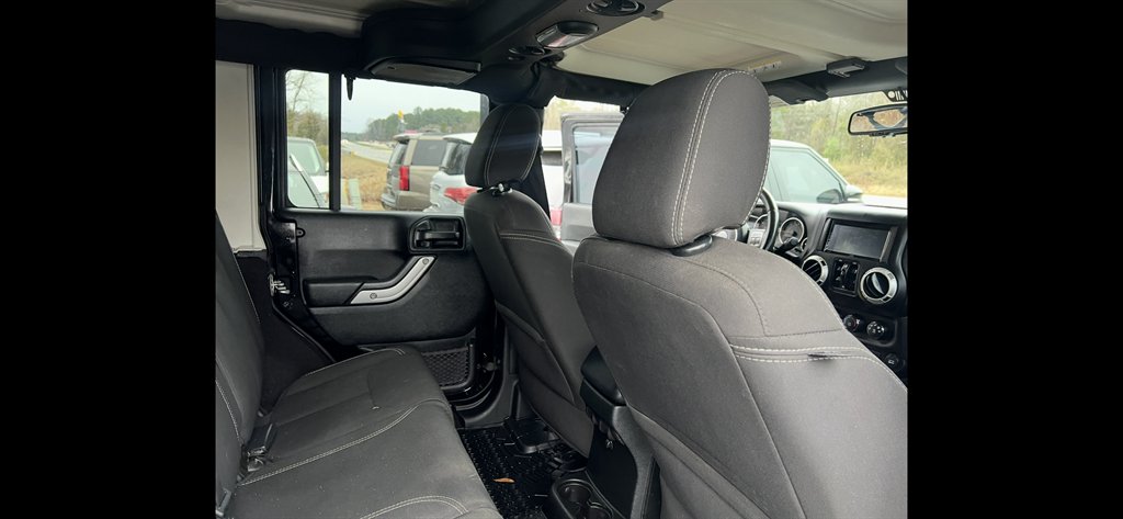 2018 Jeep Wrangler - $21,995