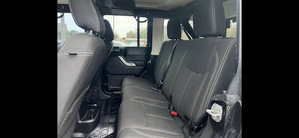 2018 Jeep Wrangler - $21,995