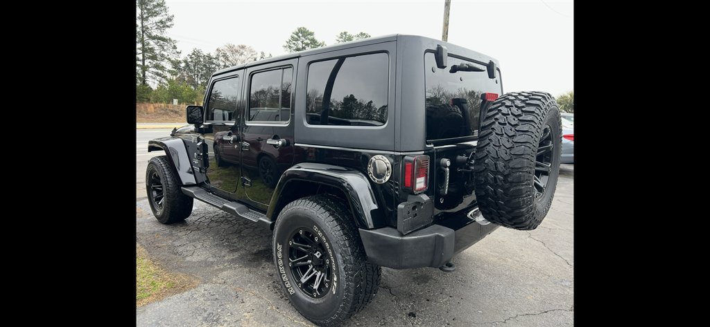 2018 Jeep Wrangler - $21,995