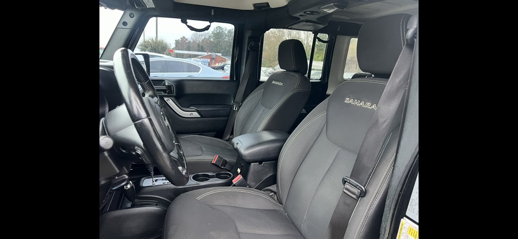 2018 Jeep Wrangler - $21,995