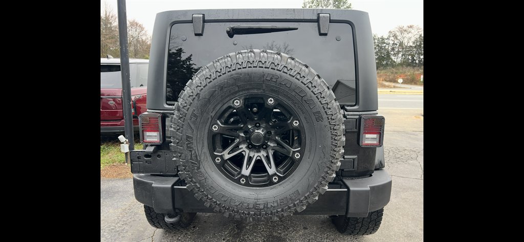 2018 Jeep Wrangler - $21,995