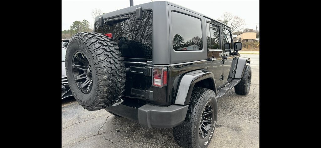 2018 Jeep Wrangler - $21,995