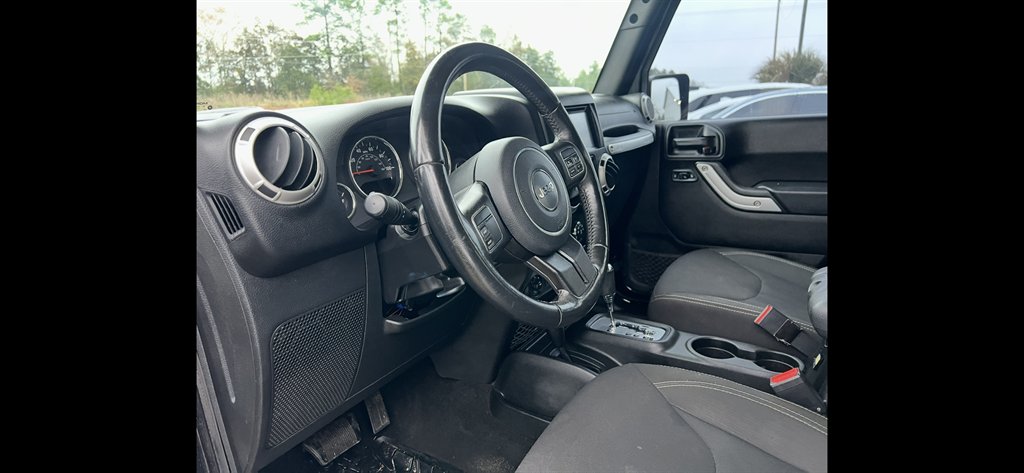 2018 Jeep Wrangler - $21,995