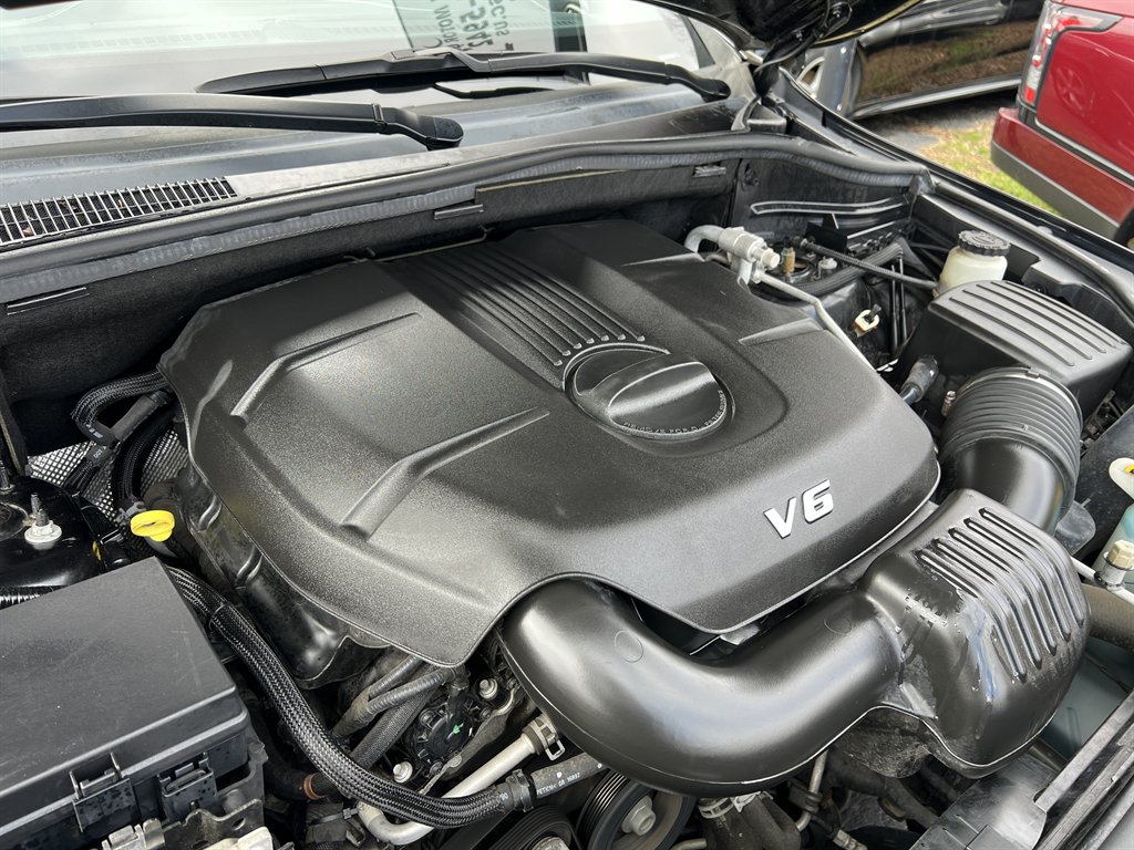 2015 Jeep Cherokee - $12,995