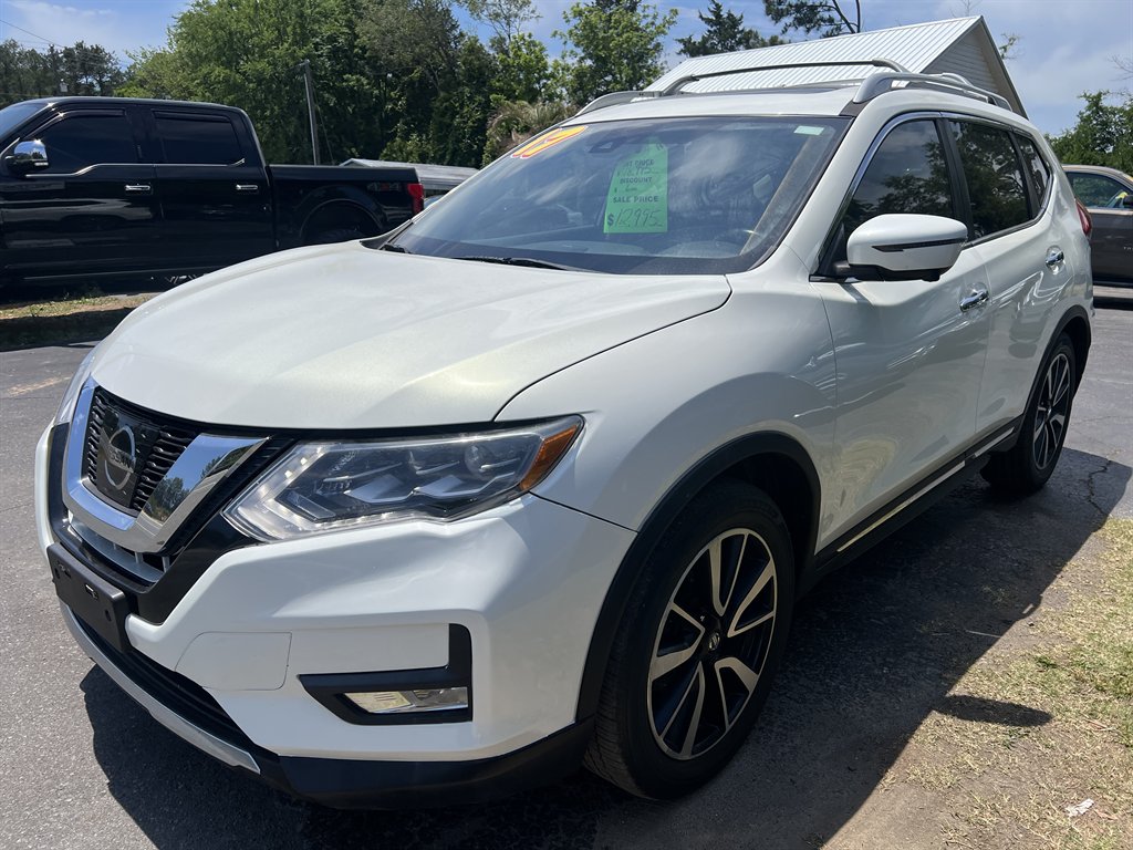 2017 Nissan Rogue - $12,995