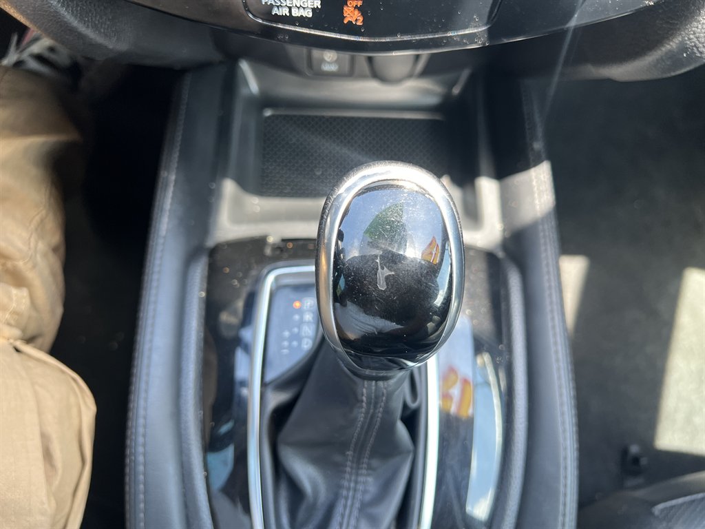 2017 Nissan Rogue - $12,995