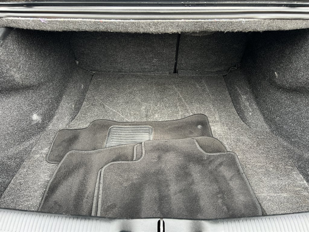 2018 Dodge Charger - $21,995