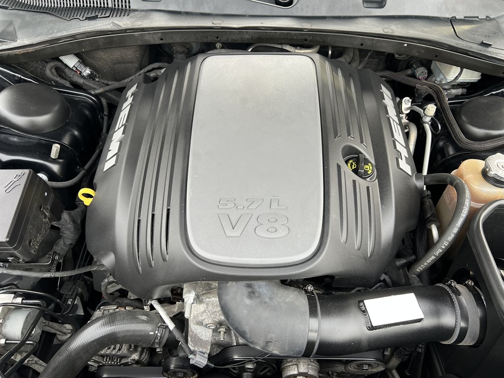 2018 Dodge Charger - $21,995