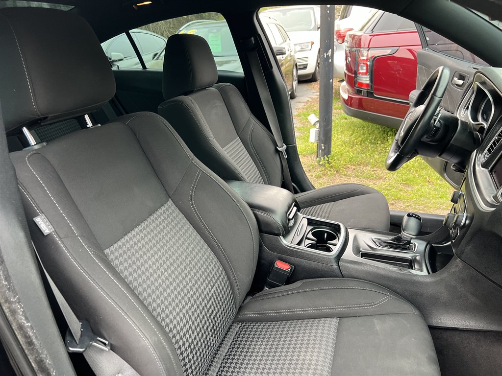 2018 Dodge Charger - $21,995