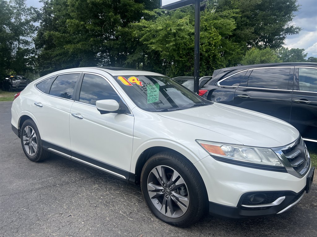2014 Honda Crosstour - $13,995