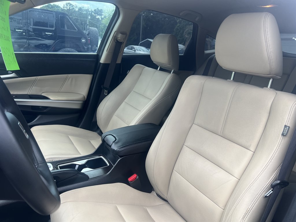 2014 Honda Crosstour - $13,995