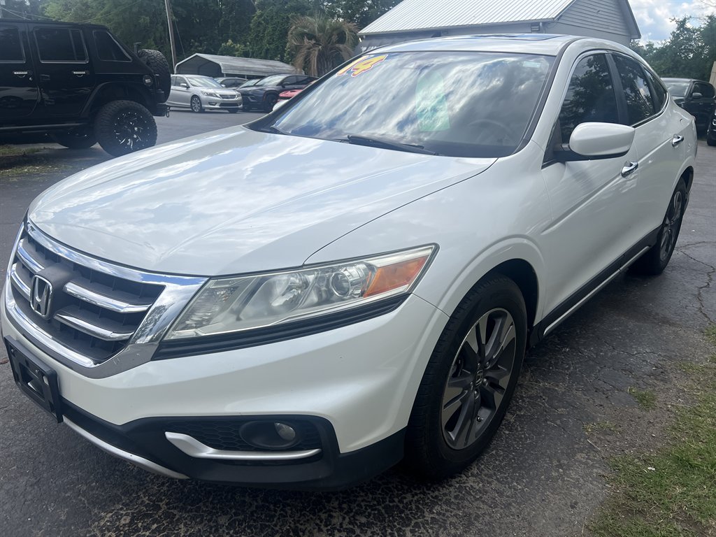 2014 Honda Crosstour - $13,995