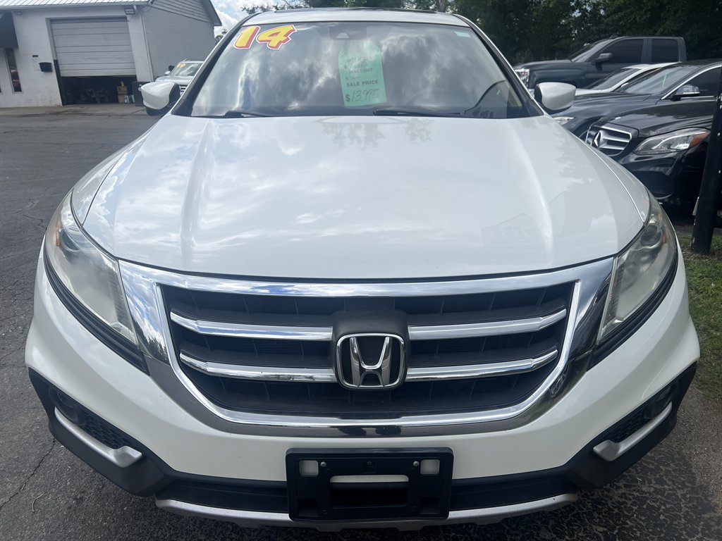 2014 Honda Crosstour - $13,995