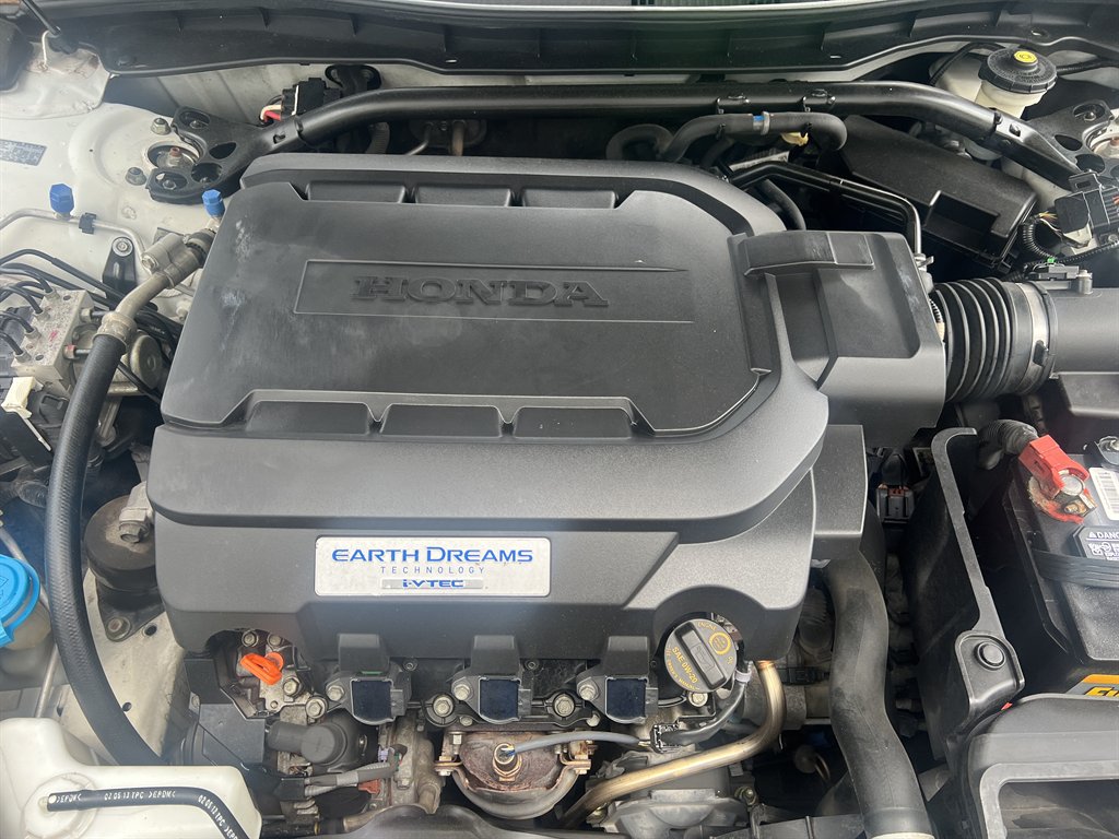 2014 Honda Crosstour - $13,995