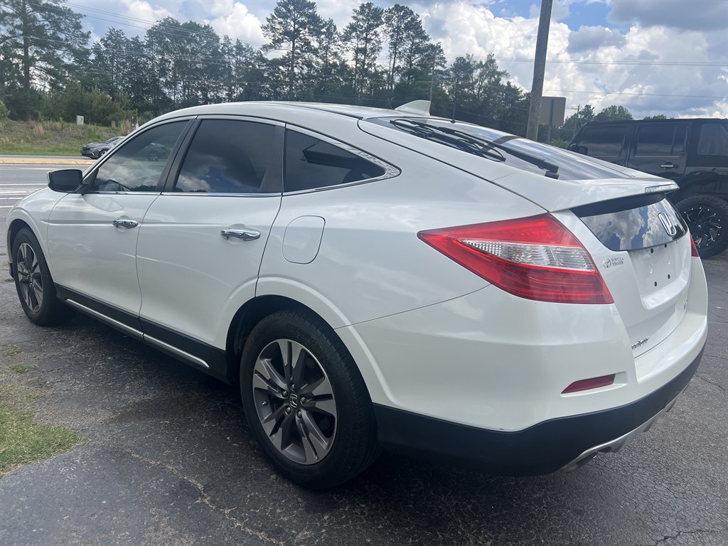 2014 Honda Crosstour - $13,995