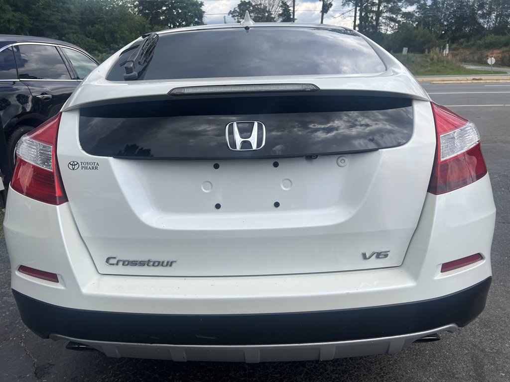 2014 Honda Crosstour - $13,995