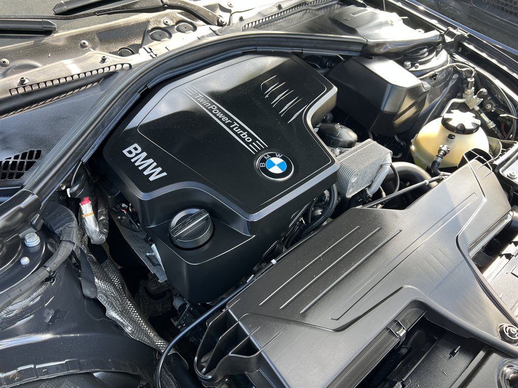 2014 BMW 320i - $10,995