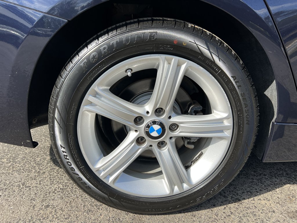 2014 BMW 320i - $10,995