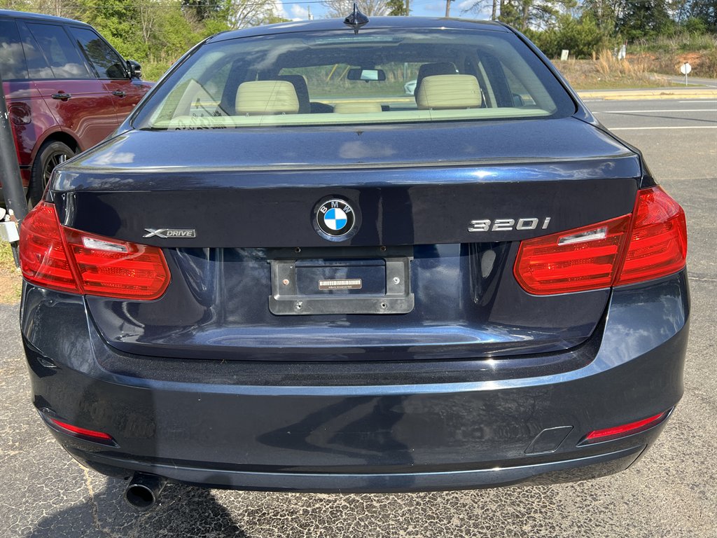 2014 BMW 320i - $10,995