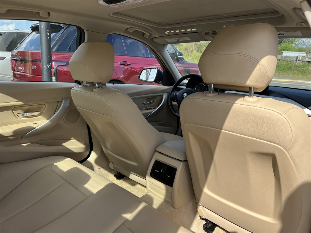 2014 BMW 320i - $10,995
