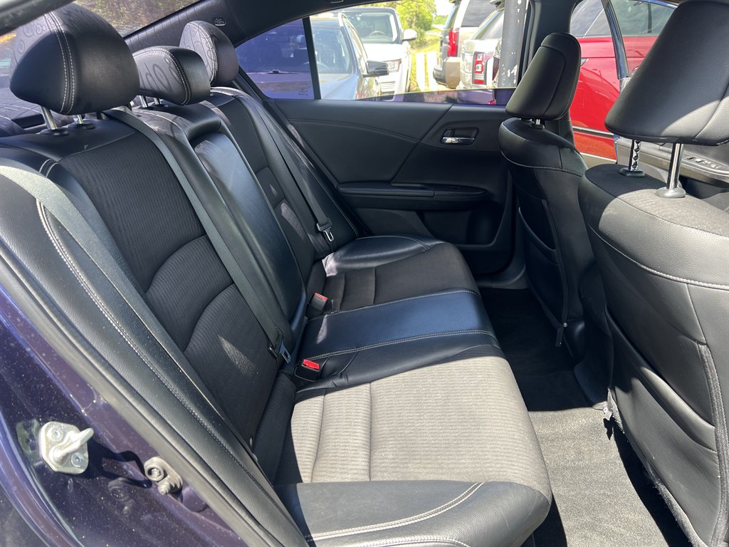 2016 Honda Accord - $17,995