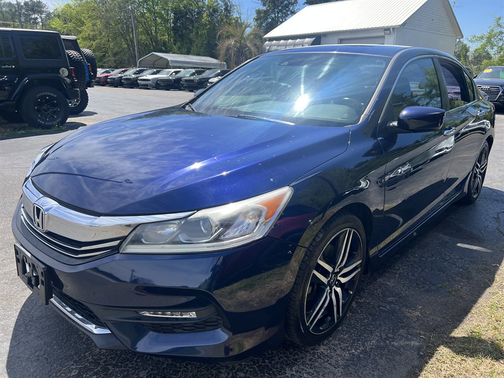 2016 Honda Accord - $17,995
