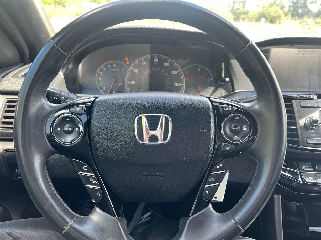 2016 Honda Accord - $17,995