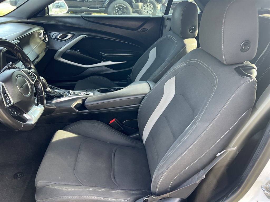 2019 Chevrolet Camaro - $18,995