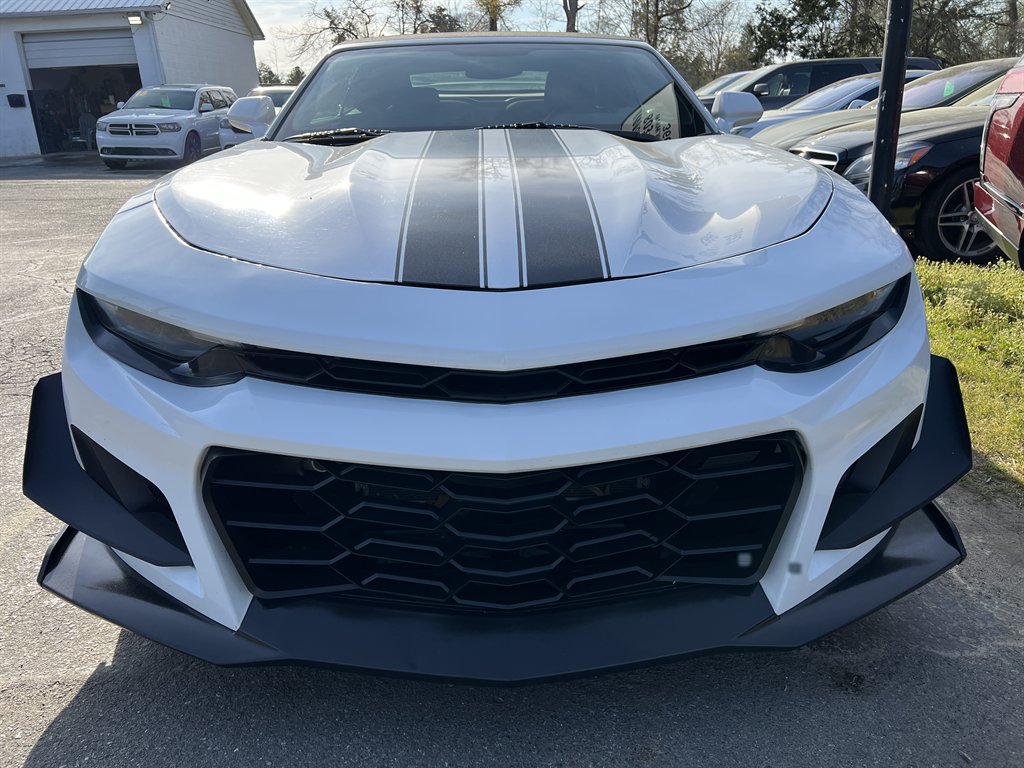2019 Chevrolet Camaro - $18,995