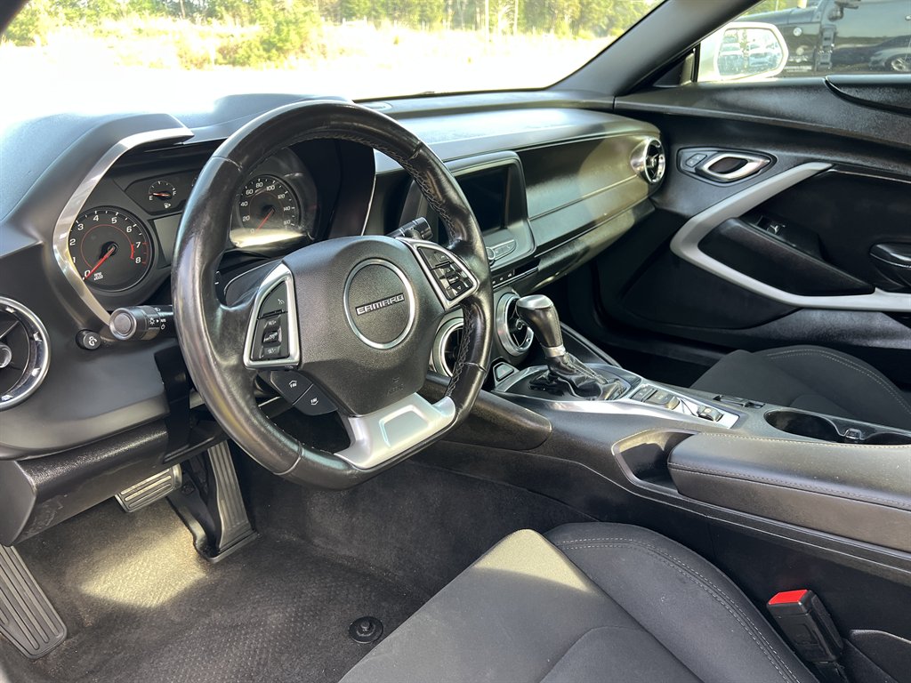 2019 Chevrolet Camaro - $18,995